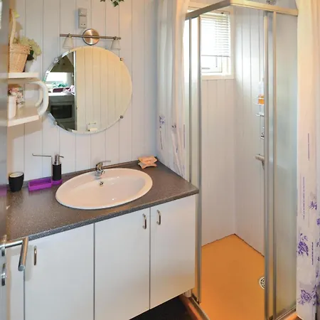 3 Bedroom Cozy In Lokken