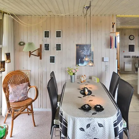 Σπίτι διακοπών 3 Bedroom Cozy In Lokken